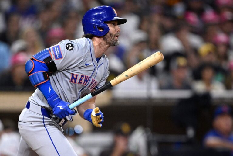 mets-jeff-mcneil-scaled